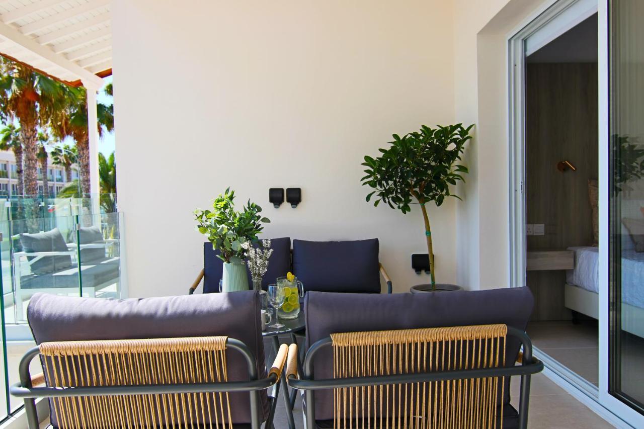 Phaedrus Living: Seaview Luxury Flat Limnaria 151 Apartamento Pafos Exterior foto