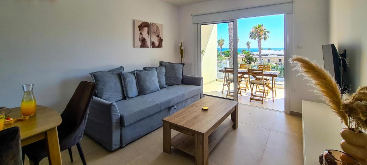 Phaedrus Living: Seaview Luxury Flat Limnaria 151 Apartamento Pafos Exterior foto