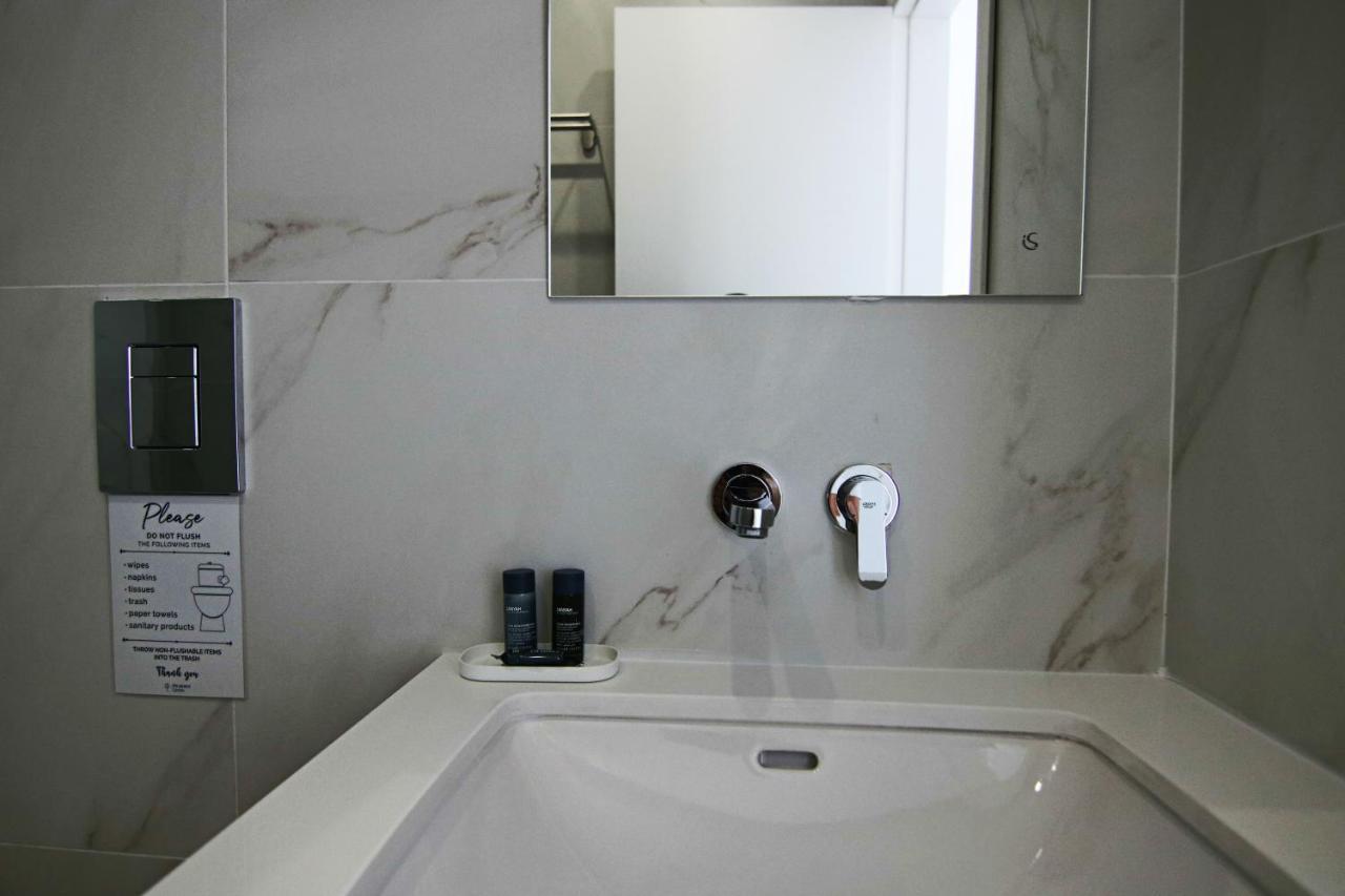 Phaedrus Living: Seaview Luxury Flat Limnaria 151 Apartamento Pafos Exterior foto