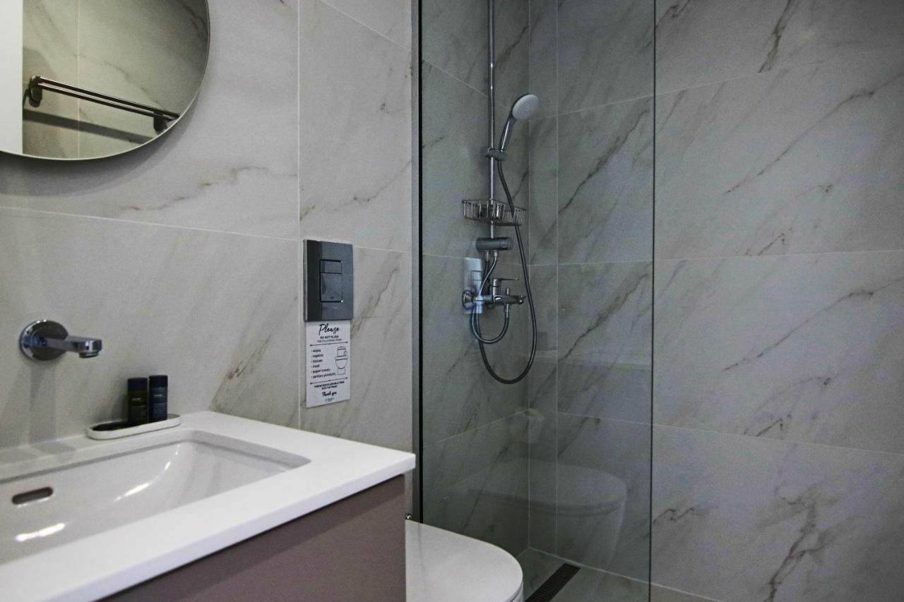 Phaedrus Living: Seaview Luxury Flat Limnaria 151 Apartamento Pafos Exterior foto