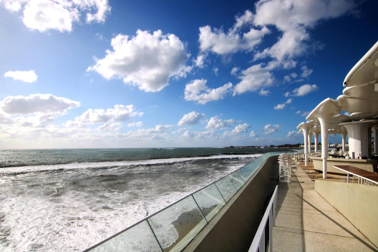 Phaedrus Living: Seaview Luxury Flat Limnaria 151 Apartamento Pafos Exterior foto